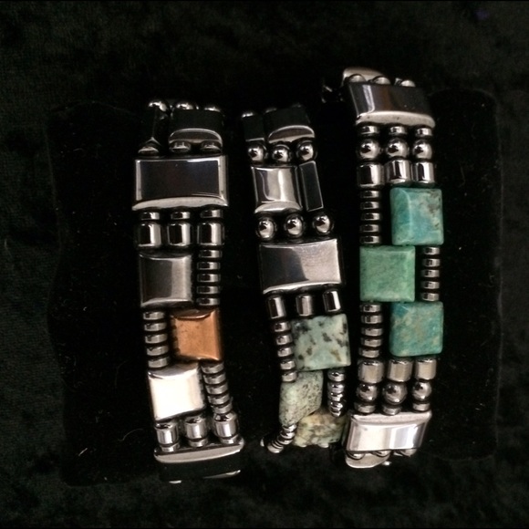 Handcrafted square design magnetic bracelet