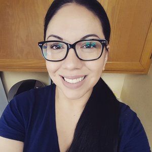 Meet your Posher, Lorraine