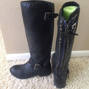 Black Boots with back zipper