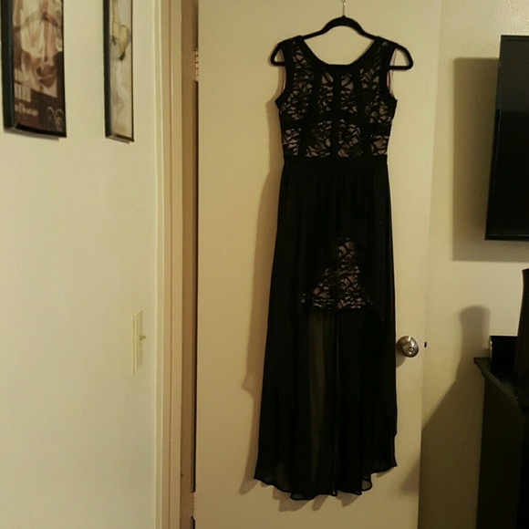 Dress - Picture 2 of 4