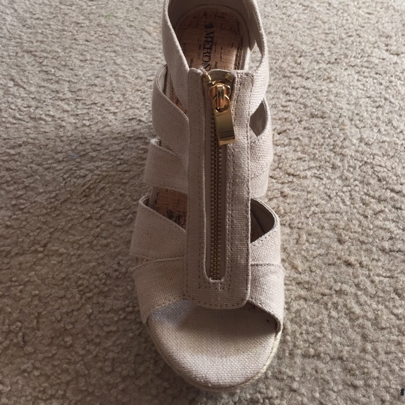 Wedges - Picture 2 of 4