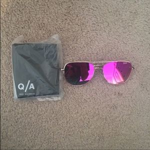 Quay Australia sunnies