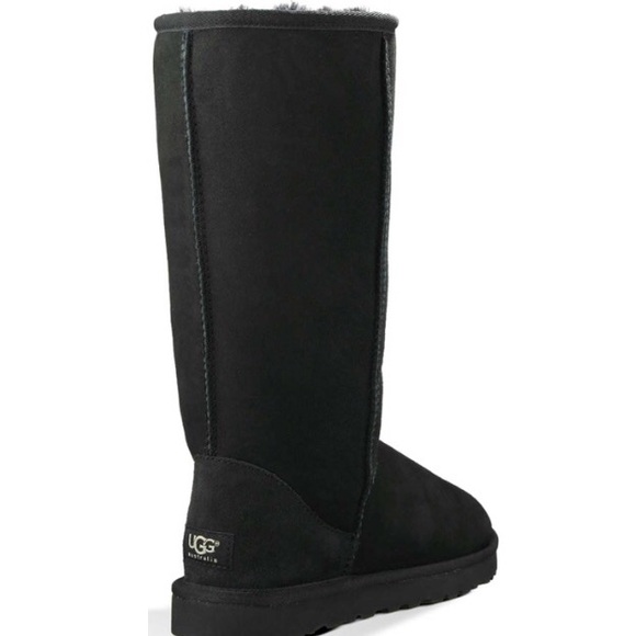Women's Tall Black Uggs Size 7