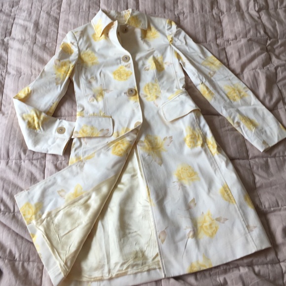 Gorgeous, structured Banana Republic jacket