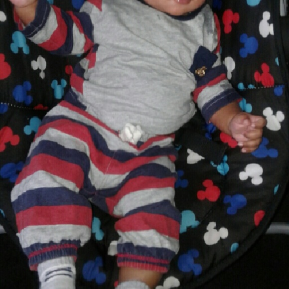 Baby Outfit - Picture 1 of 4