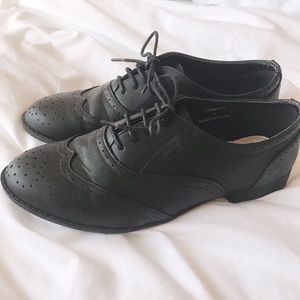 Black Brogues /Loafers