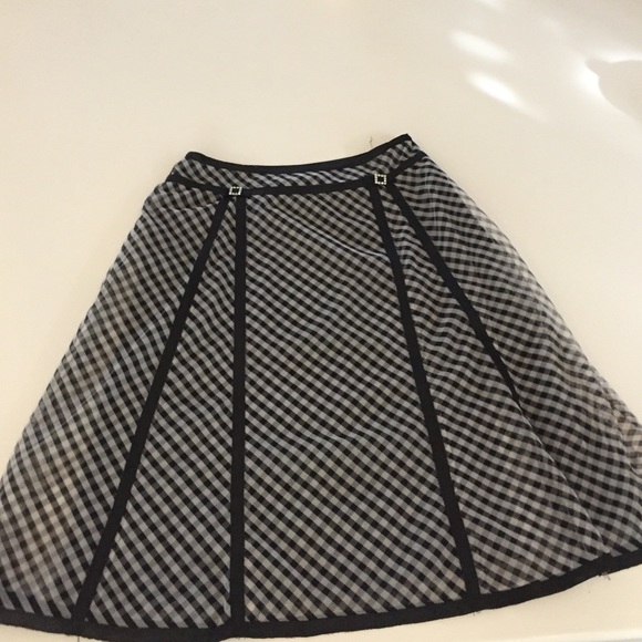 🌸 HP Best in Skirts🌸 Cynthia Steffe Midi Skirt