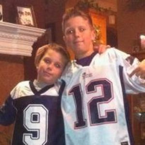 Meet your Posher, Devin