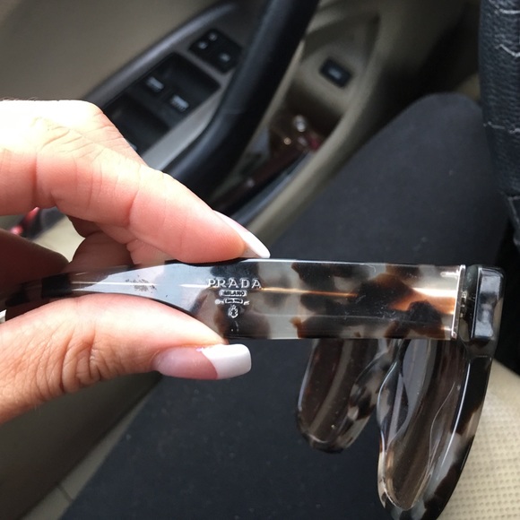 Prada glasses - Picture 3 of 4