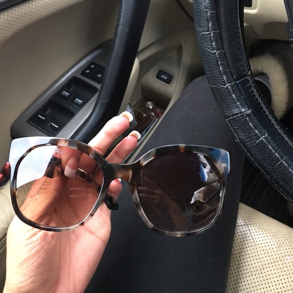 Prada glasses - Picture 4 of 4