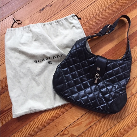 Burberry leather black handbag 👜
