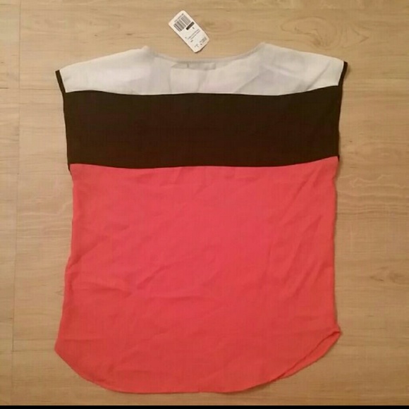 Color Block Blouse - Picture 2 of 3