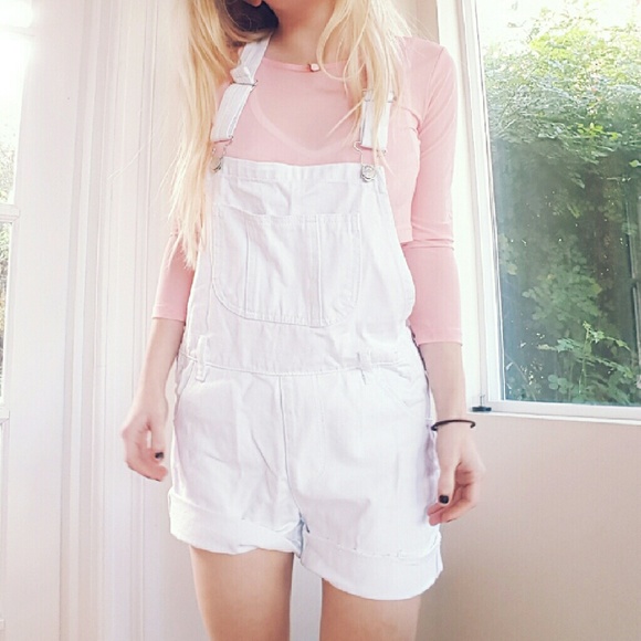 ❌ SOLD ❌ DREAMZ MESH TOP {PETAL} NWOT - Picture 2 of 3