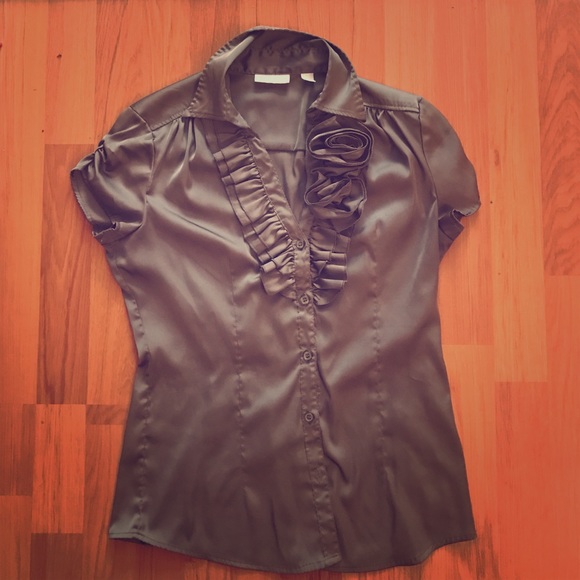 Classy Gray Blouse with Floral Collar