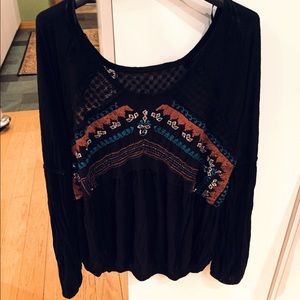 Women's black long sleeve top