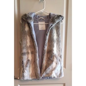 Aeropostale faux fur vest