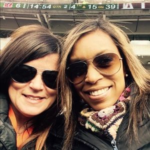 Meet your Posher, Gina