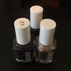 Essie Nail polish bundle!