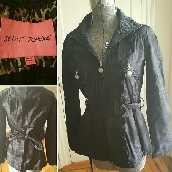 Black Betsey Johnson Fitted Windbreaker