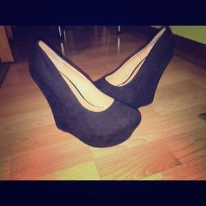 Size 7 suede black wedges