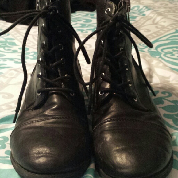 Ankle boots