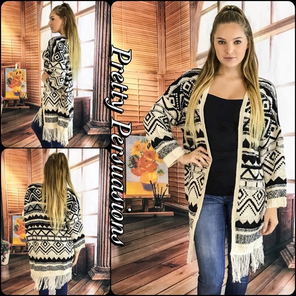 ❤️ SEE NEW LISTING ❤️ Geometric Fringe Hem Long Cardigan - Picture 2 of 4