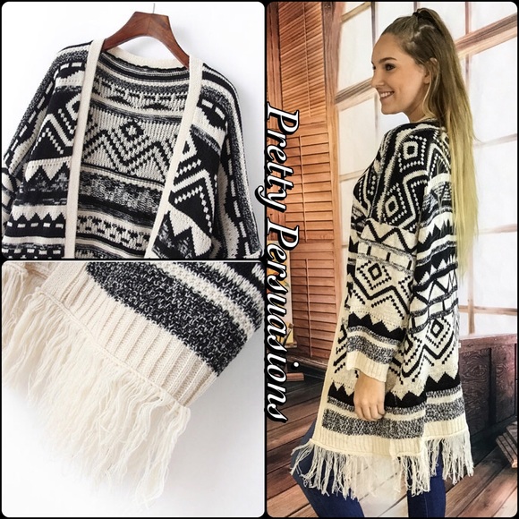 ❤️ SEE NEW LISTING ❤️ Geometric Fringe Hem Long Cardigan - Picture 3 of 4