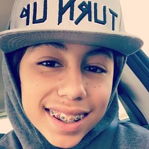 Meet your Posher, Ethan