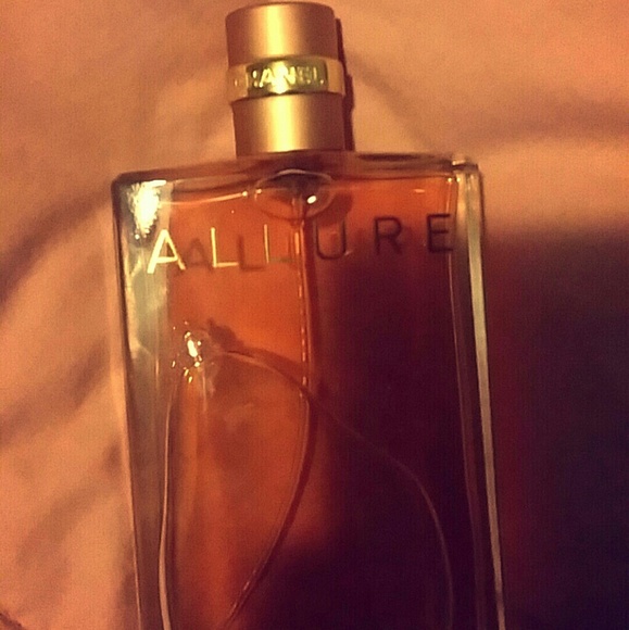 Chanel perfume