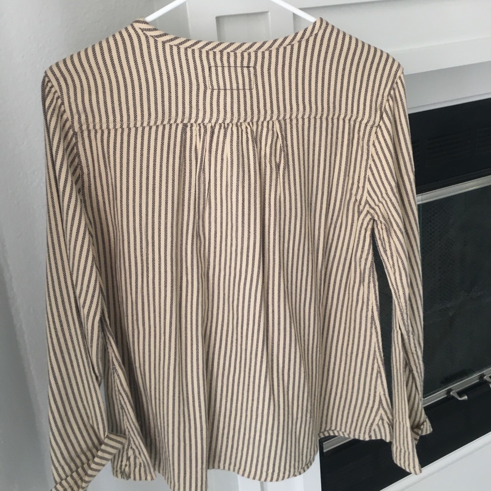 82% OFF Current/Elliott retreat Henley - Picture 5 of 6