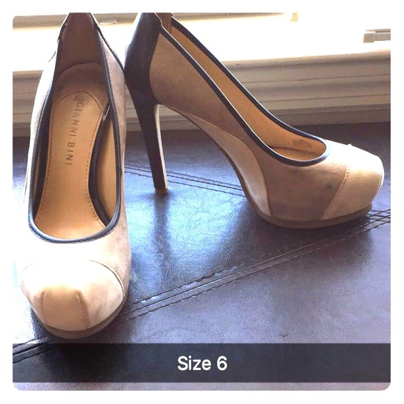 Heels - Picture 1 of 1