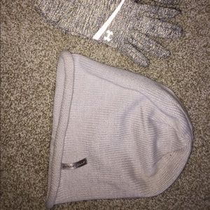 Under armour running gloves and hat