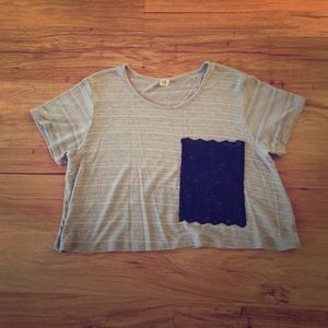Lace pocket crop knit tee