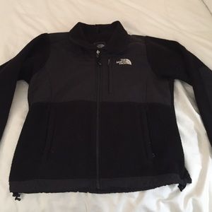 Black north face jacket