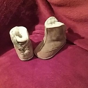 Baby's UGG boots. Size small.