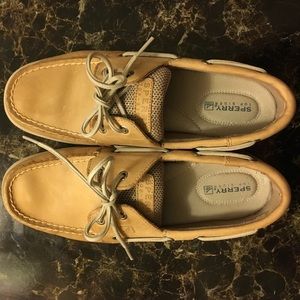 Sperry Topsider's