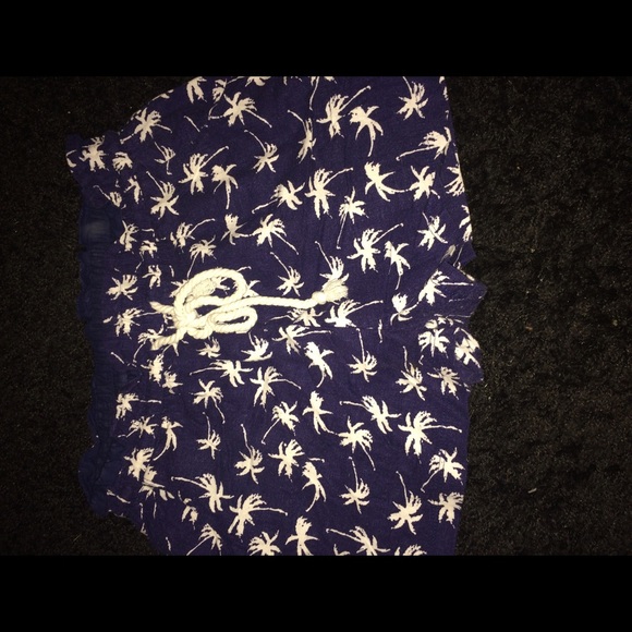 Shorts - Picture 1 of 1