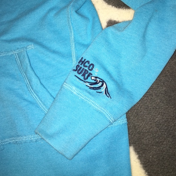 Hollister Hoodie. - Picture 3 of 3