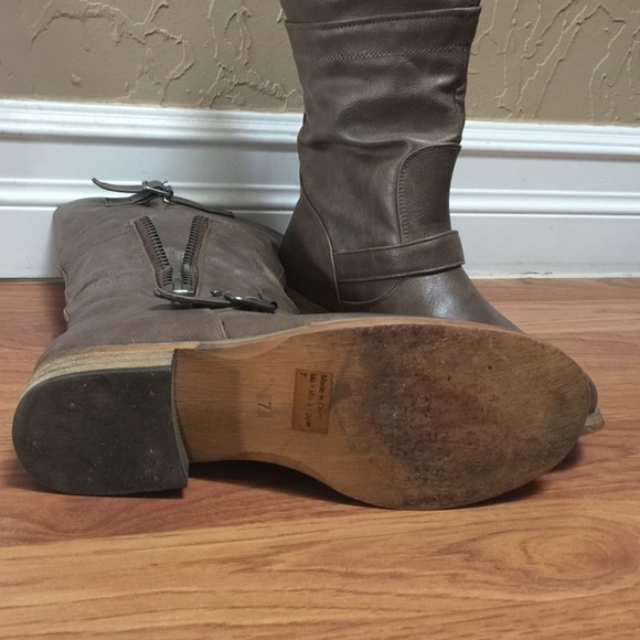 Cathy Jean boots! - Picture 2 of 3