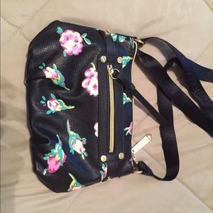 Betsey Johnson cross body- never been used!