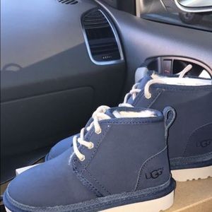 Meet your Posher, Chloe