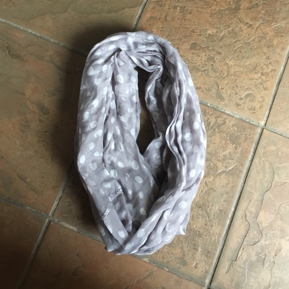 Infinity scarf