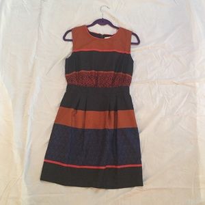 Mid-thigh length, casual Fall dress
