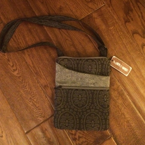 Maruca sling bag