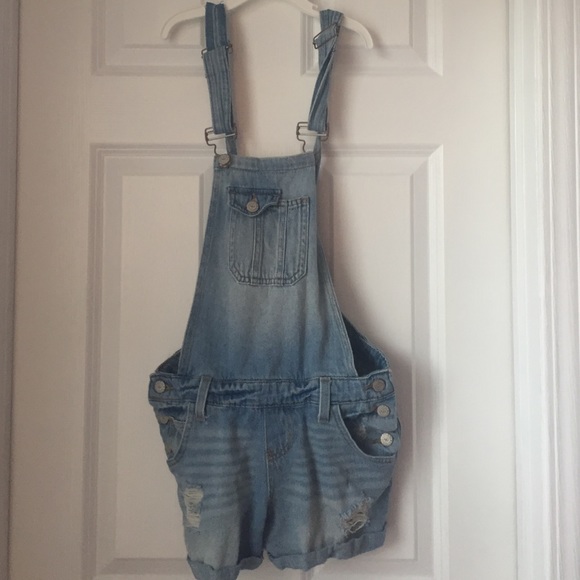 Short overalls