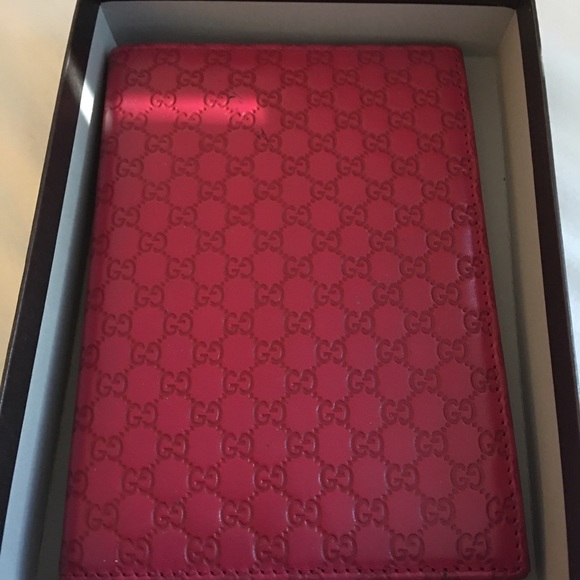 Gucci leather small note book