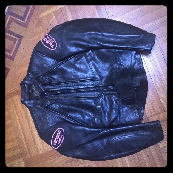 Ladies Leather Jacket, Peplum Cut