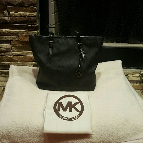 Michael Kors Shopper Tote