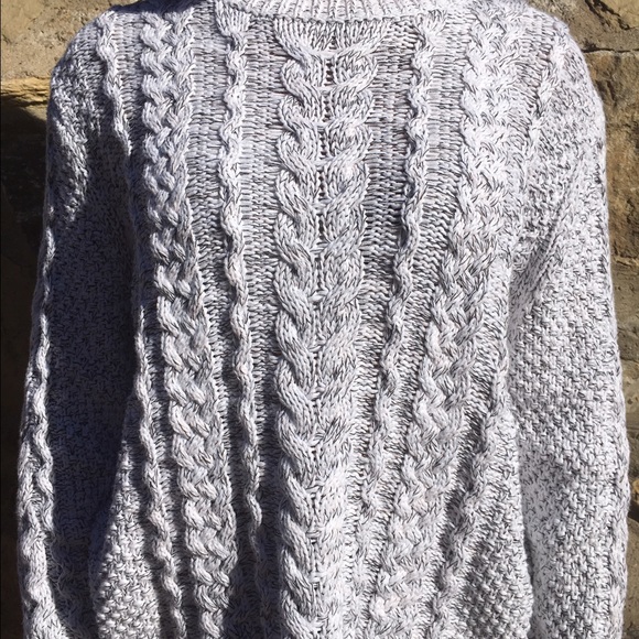 Sweater - Picture 1 of 1