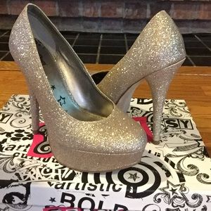 Shimmery champagne pumps